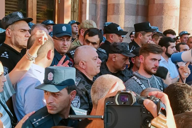Протесты в Армении