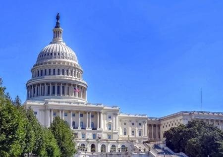 Сенат США приготовился к «схватке из-за Путина»
