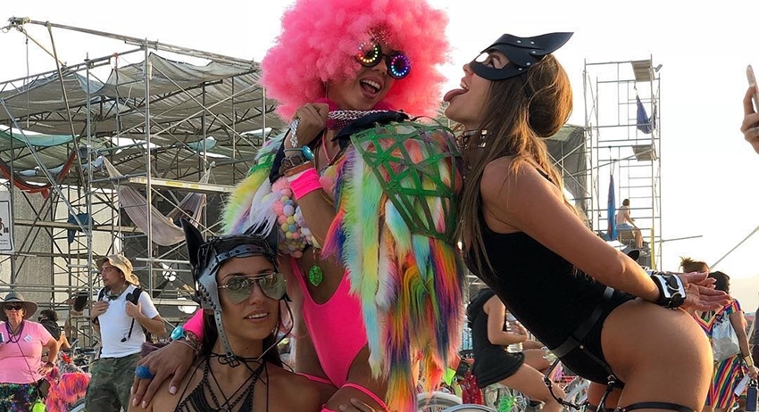 Среди поклонников Burning Man немало знаменитостей
