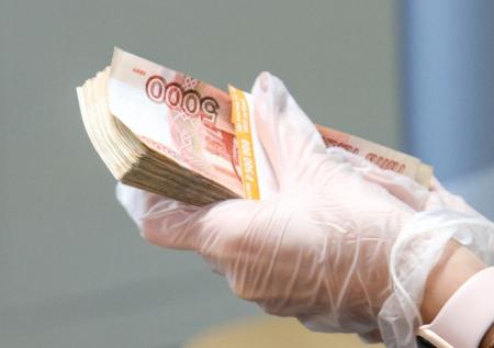 Названы последствия искусственного ослабления рубля