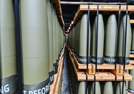США объявят о поставке ВСУ снарядов с обедненным ураном