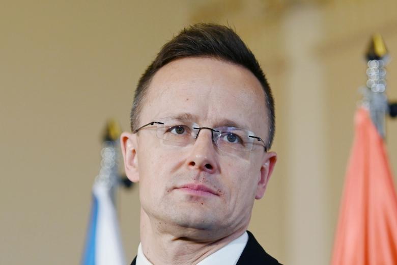 Петер Сийярто