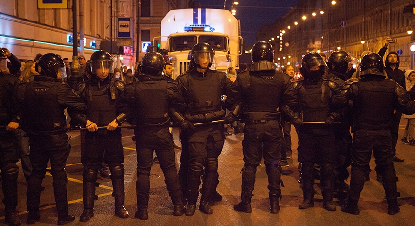 Несанкционированная акция в поддержку Алексея Навального в Санкт-Петербурге