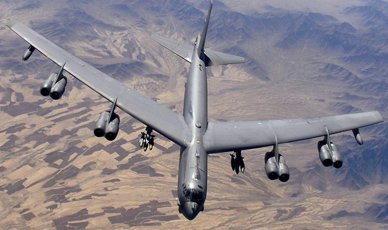 Бомбардировщик США B-52H