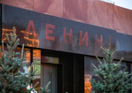 Мавзолей Ленина закроют на месяц