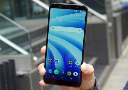 HTC представила смартфон U12 Life