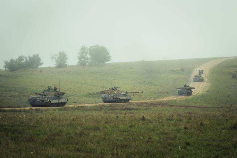 Танки Challenger 2