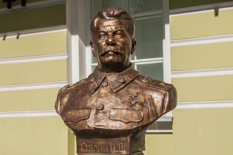 Москва. Бюст Иосифа Сталина