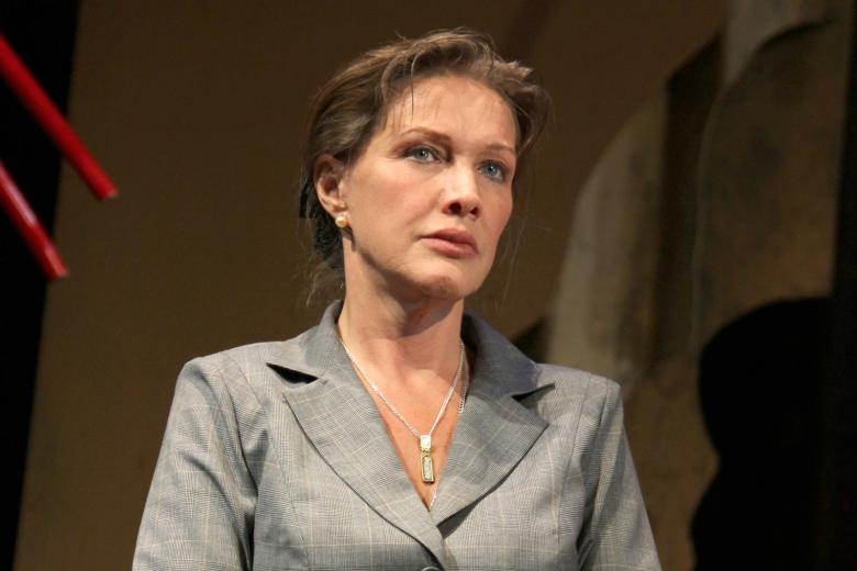 Елена Проклова