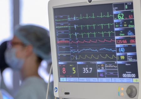 Врачи спасли жизнь пациенту, сердце которого остановилось 25 раз за сутки