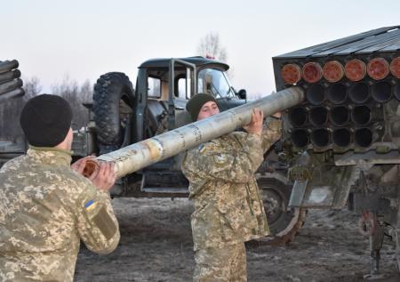 Великобритания выступила за поставку Украине РСЗО
