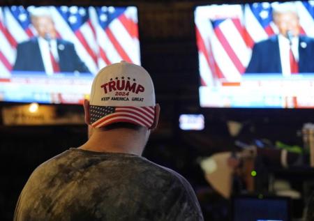 Стала известна реакция американцев на возможное третье переизбрание Трампа