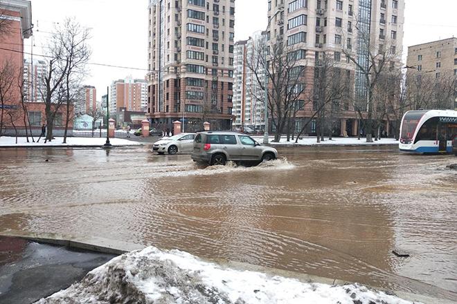 Затопление Рогожского вала на участке между площадью Ильича и Абельмановской