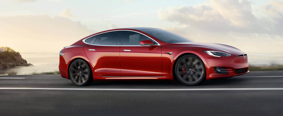 Электромобиль Tesla Model S
