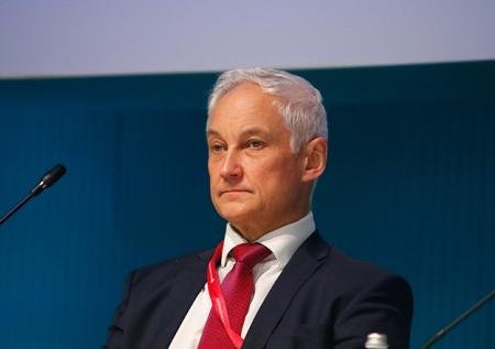 Белоусов назвал рубль слишком крепким