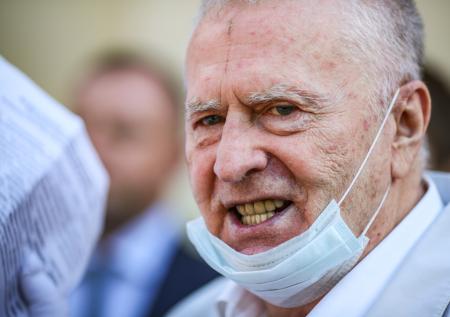 Жириновский раскритиковал журналиста, поцеловавшего крысу из унитаза