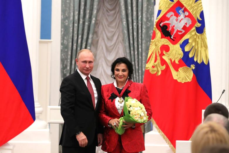 Президент РФ Владимир Путин и Ирина Винер-Усманова