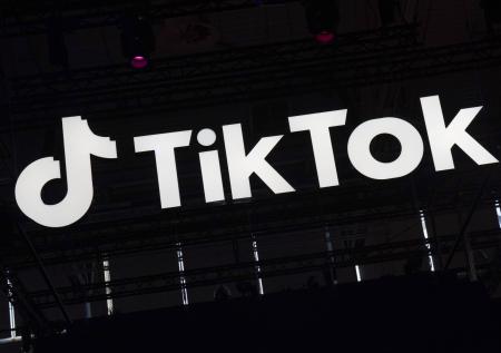 В Азербайджане заблокировали TikTok в целях государственной безопасности