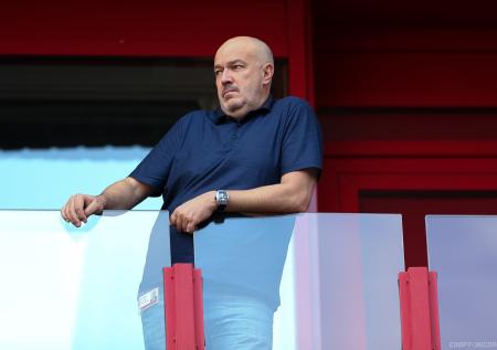Врачи диагностировали двустороннюю пневмонию у гендиректора «Локомотива»