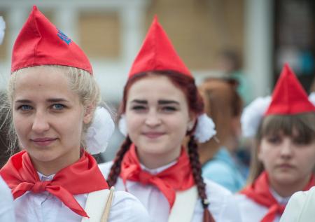 МК: Кремль решил возродить пионерию
