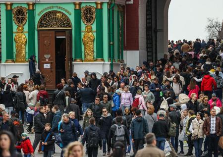 «Все будет по-другому»: Песков предрек россиянам долгую жизнь
