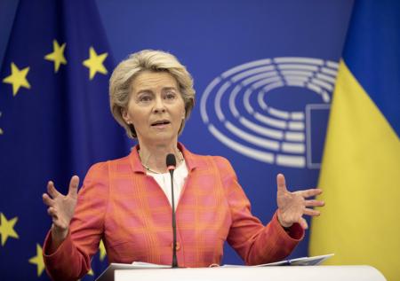 Глава Еврокомиссии анонсировала визит в Киев