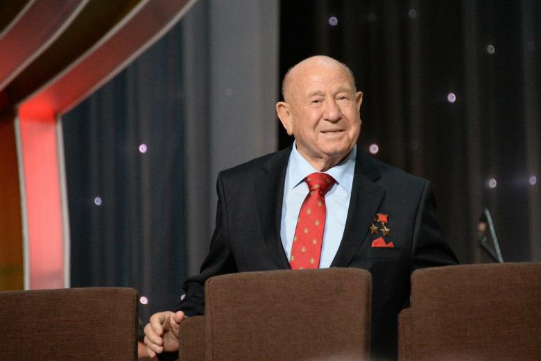 Алексей Леонов