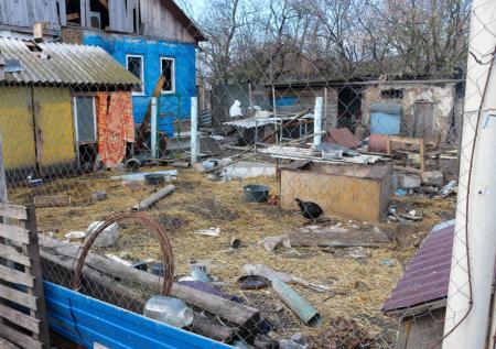 Могилы заполонили дворы Суджи