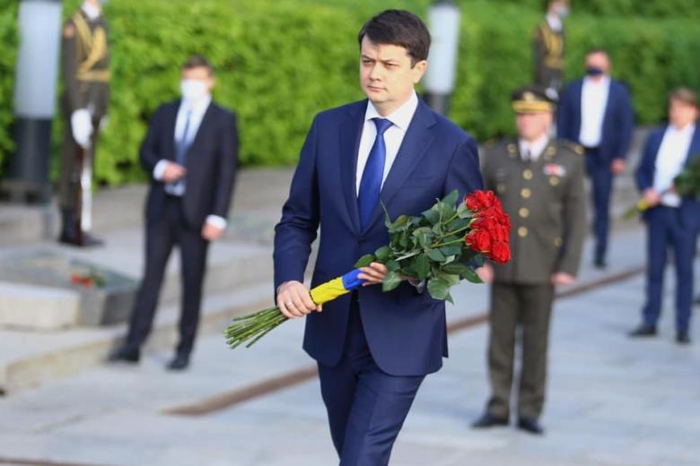 Дмитрий Разумков