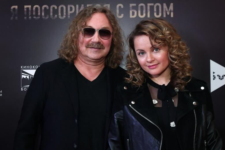 Композитор и певец Игорь Николаев с супругой певицей Юлией Проскуряковой