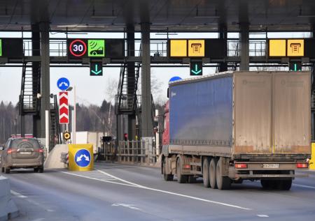 «Автодор» разрешил «долгое путешествие» по М-11