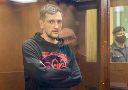 Суд заменил брату Навального условное наказание на реальное лишение свободы