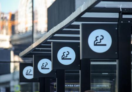 С 2021 года в России введут запрет на курение в больницах