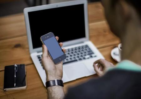 Эксперты рассказали, зачем нужен российский софт в смартфонах