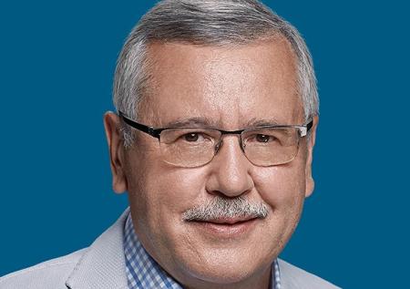 Экс-министр Украины отказался общаться с российскими СМИ