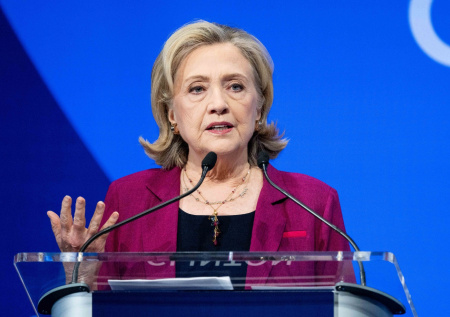 Конгресс США обвинили в утрате контроля над Трампом