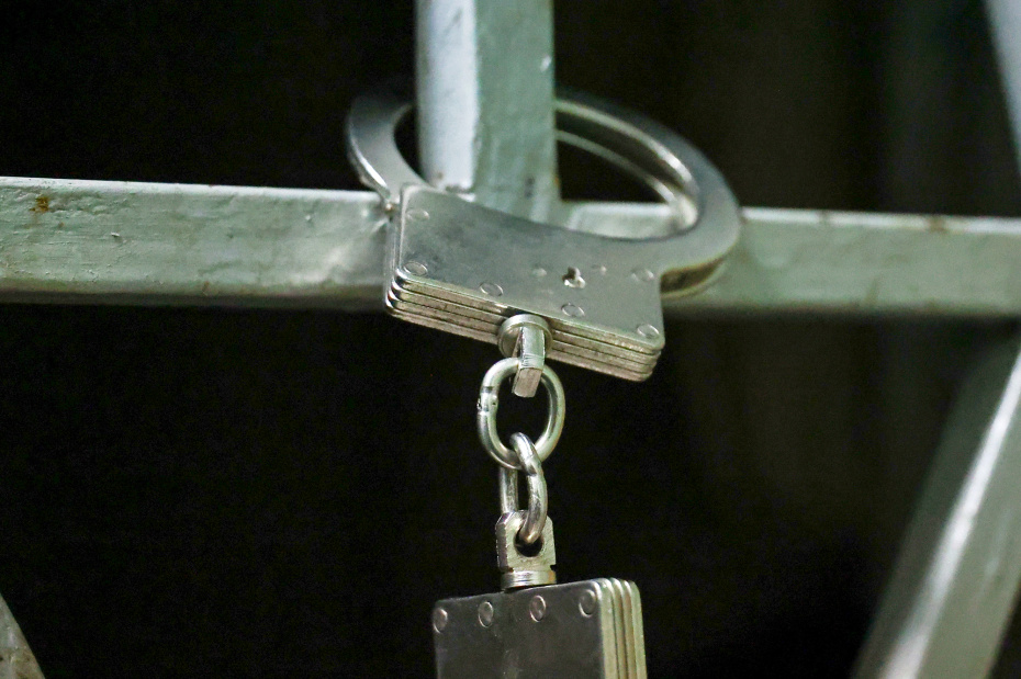 «Кайфуйте, это кураж»: психолога обвинили в изнасиловании клиенток