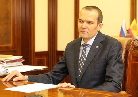 СМИ: умер экс-глава Чувашии, подавший иск к Путину