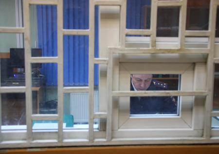 В Петербурге завели дело после слов школьницы о любви к групповому сексу