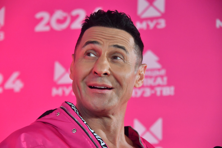 Стас Костюшкин