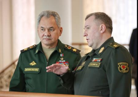 Шойгу и Хренин договорились об изменениях в региональной безопасности