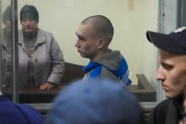 Российский военнослужащий Вадим Шишимарин предстал перед судом в Киеве