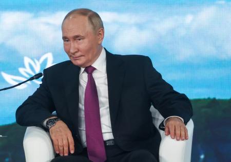 Назван процент россиян, одобряющих работу Путина