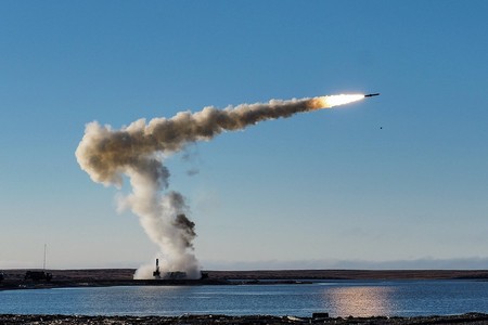 Защиту Петербурга с моря обеспечат ракетными комплексами «Бастион»