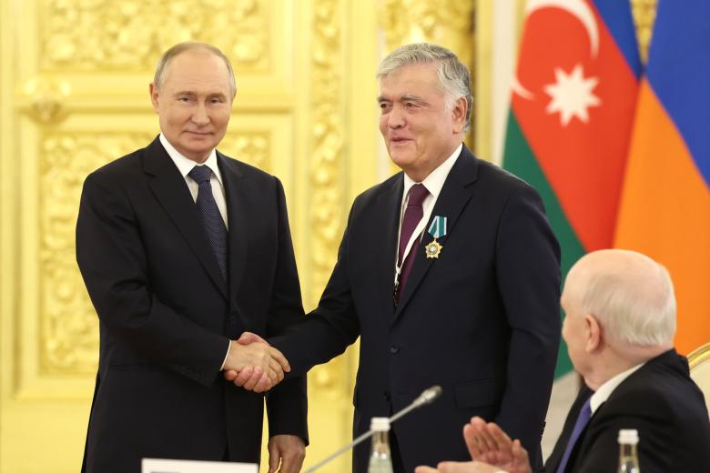 Владимир Путин и Ильхом Нематов