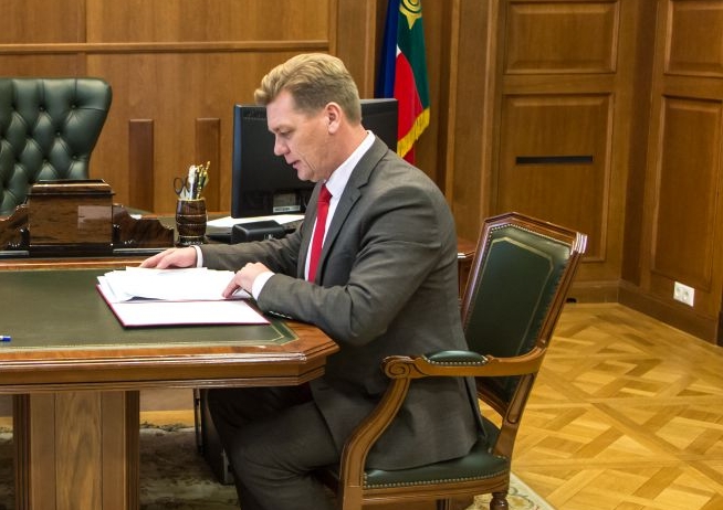 Михаил Валов