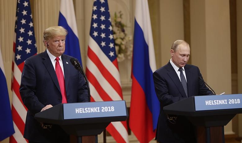 Президент США Дональд Трамп и президент РФ Владимир Путин
