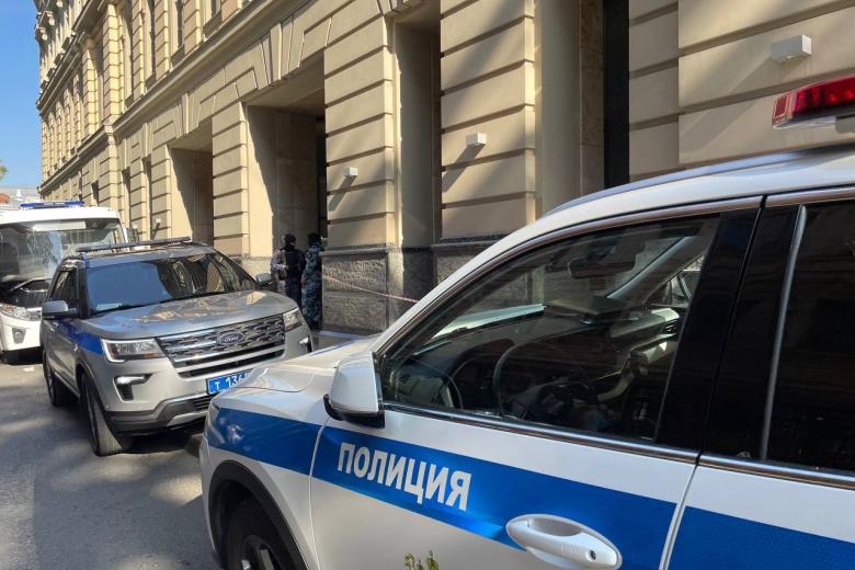 Обстановка у бизнес-центра «Романов двор» в Москве