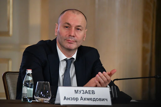  Анзор Музаев 
