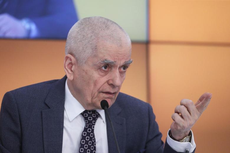 Геннадий Онищенко